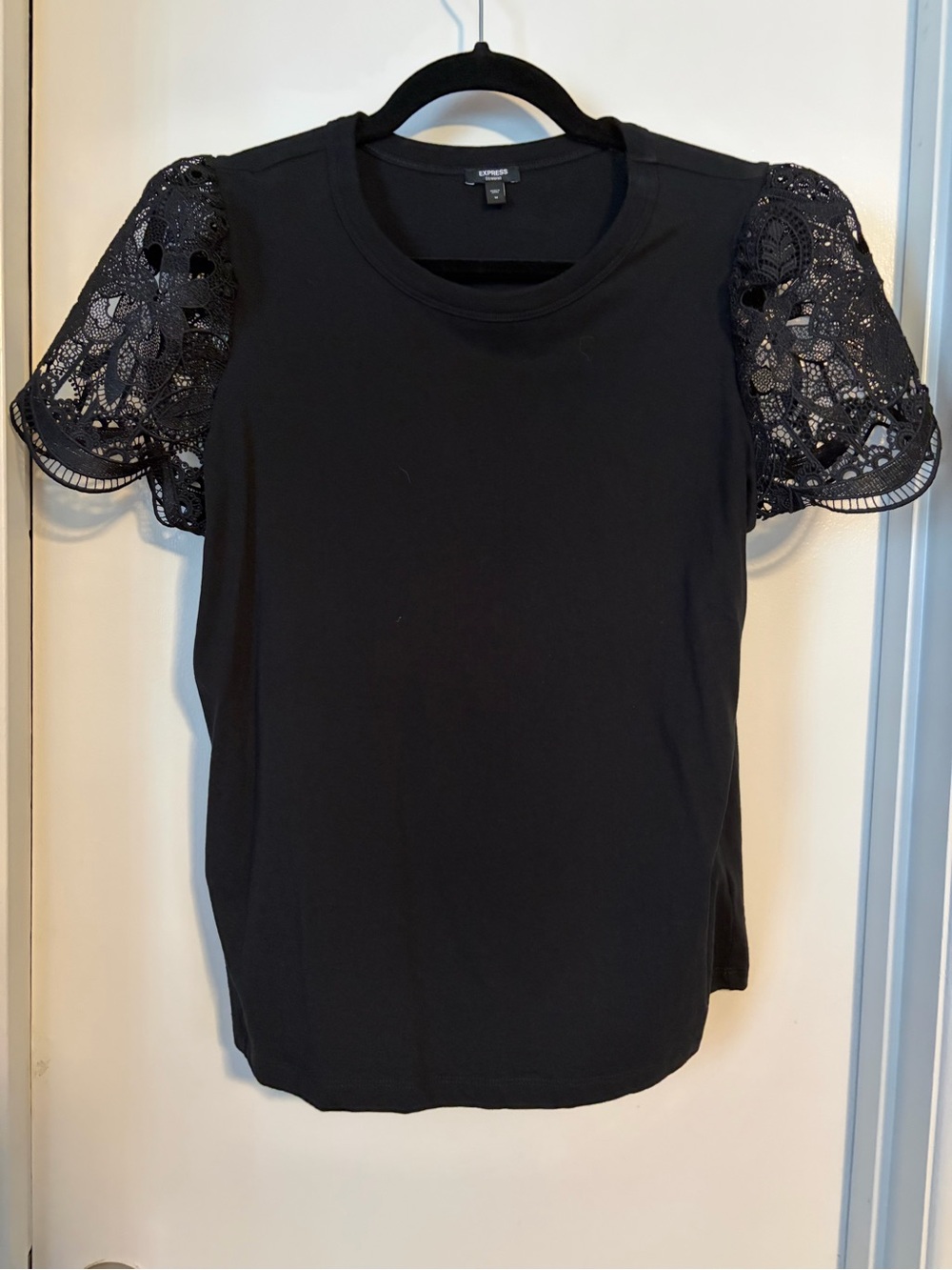 Express Black Lace Puff Sleeve Tee